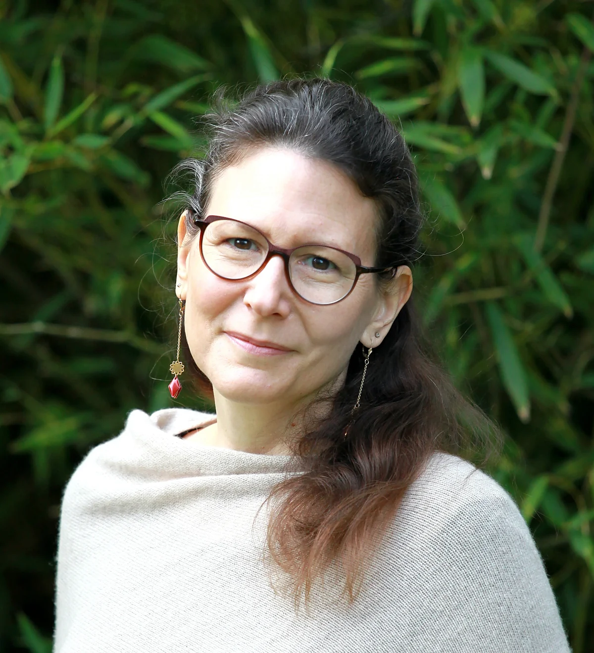 photo-a-propos-sylvie-2026 photo de Sylvie Rauwel et logo